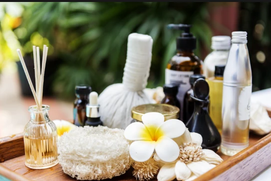 Understanding Essential Oil Therapy and Aromatherapy