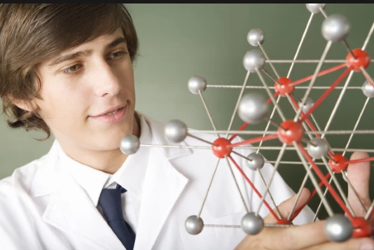 Key Functional Groups in Essential Oils and Their Properties